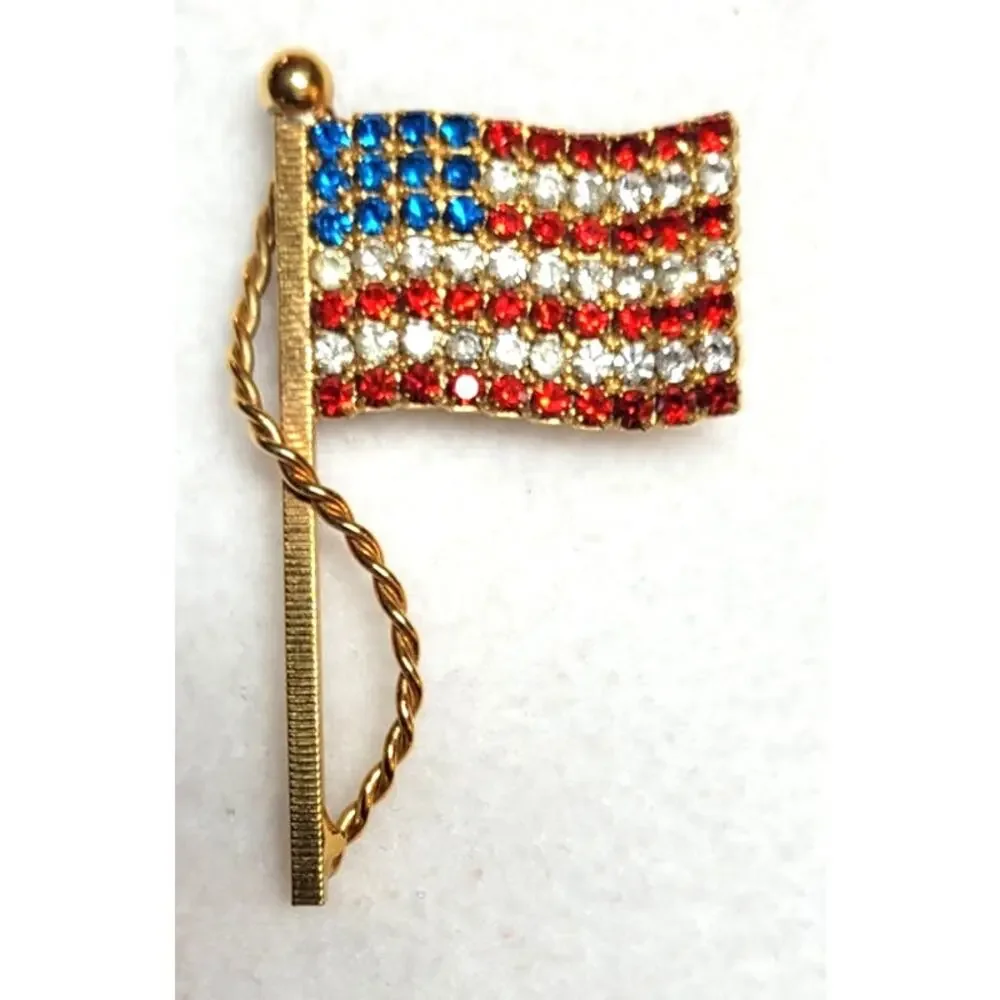 Vintage Patriotic Rhinestone American Flag USA Pin Brooch Goldtone Quality 2